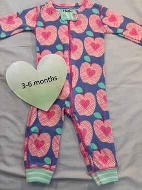 Hatley LIKE NEW Pink and Blue Apple Print Footie sleeper/Romper